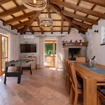 Stone House With Pool And Yard - Histra Βίλα Šumber