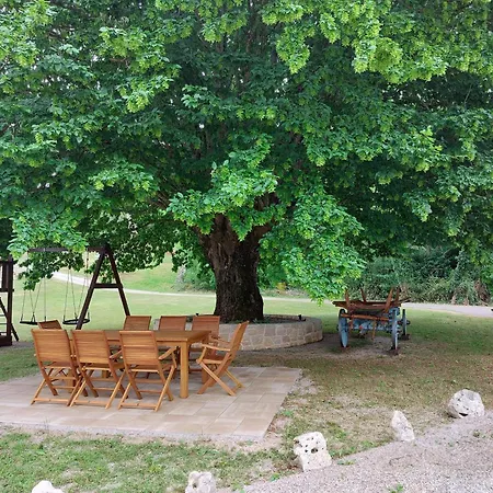 Βίλα Stone House With Pool And Yard - Histra *