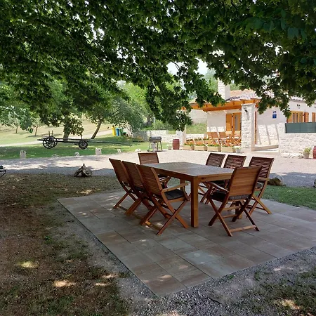 Stone House With Pool And Yard In Istria - Villa Histra